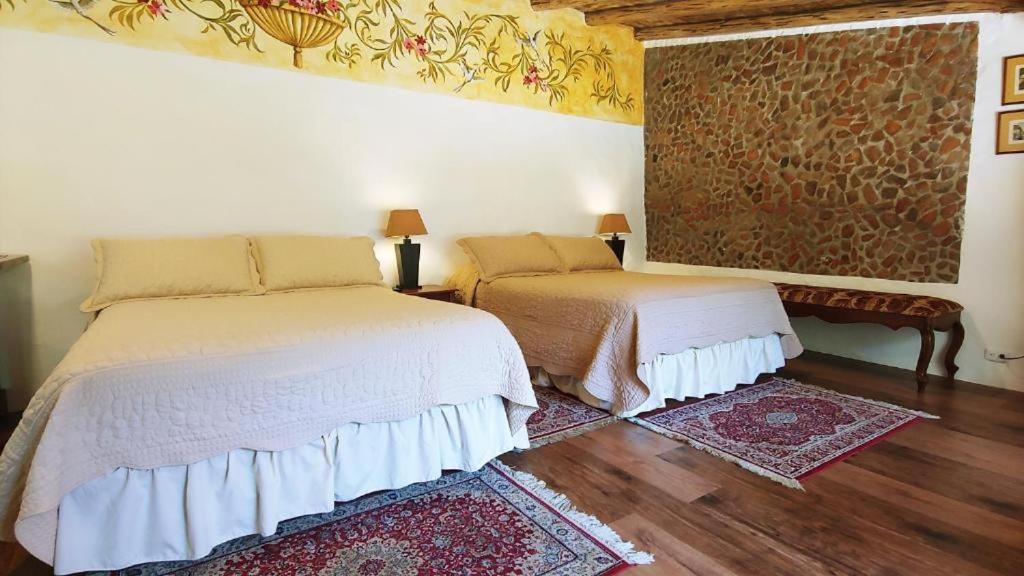 Casa Montalvo Bed & Breakfast Bed & Breakfast Cuenca Exterior photo